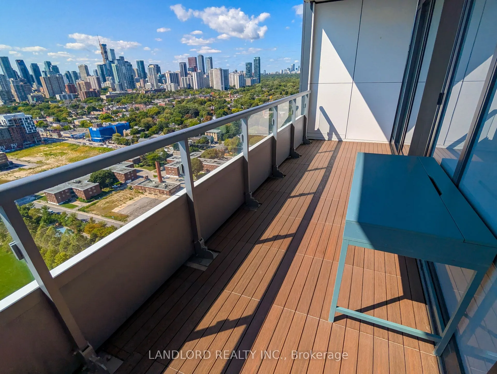 225 Sumach Street, #2809