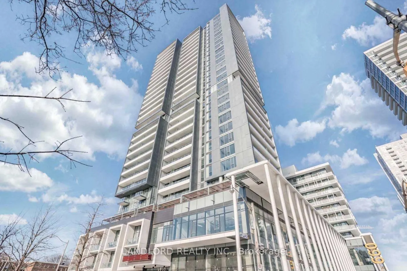 225 Sumach Street, #2809