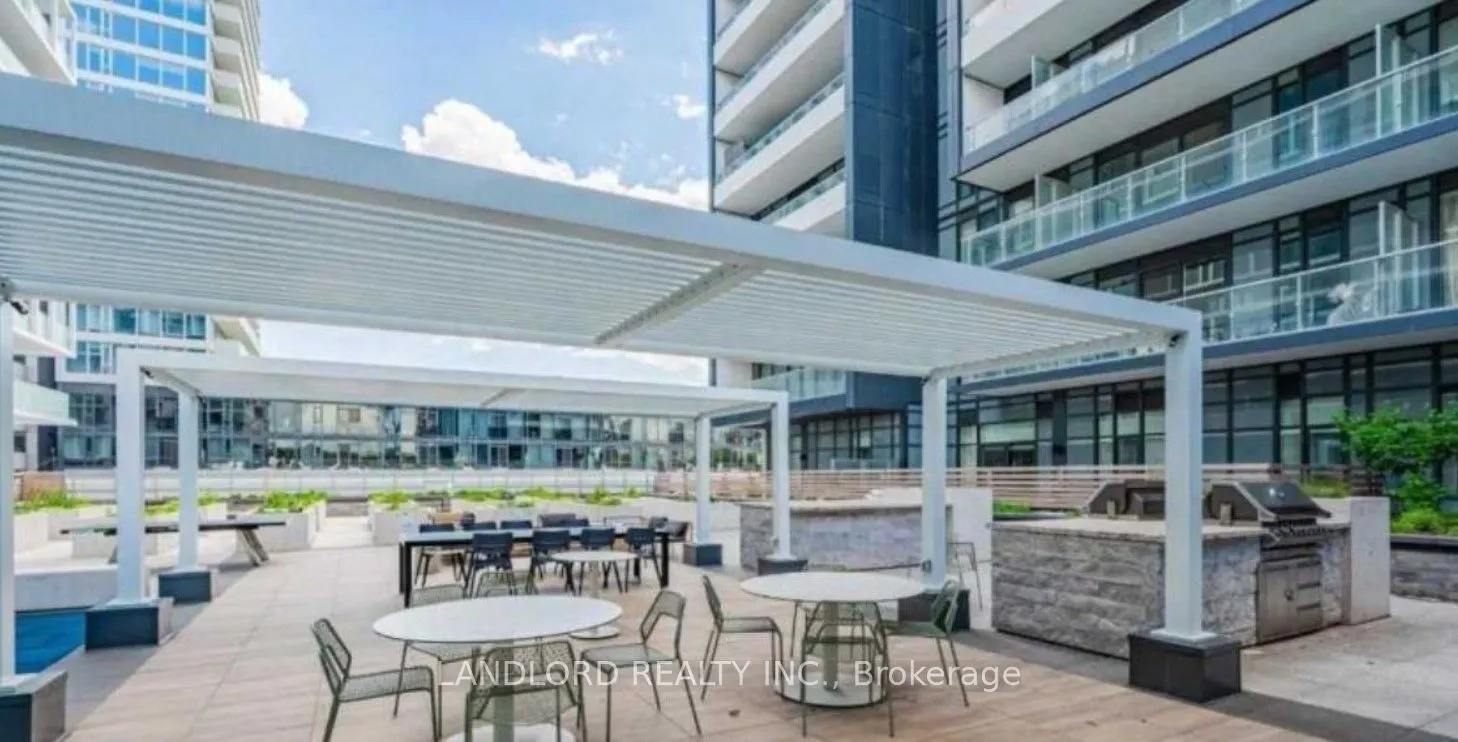 225 Sumach Street, #2809