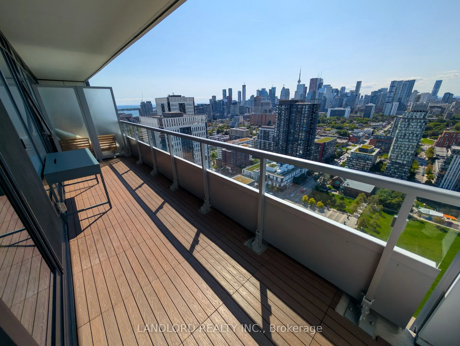225 Sumach Street, #2809