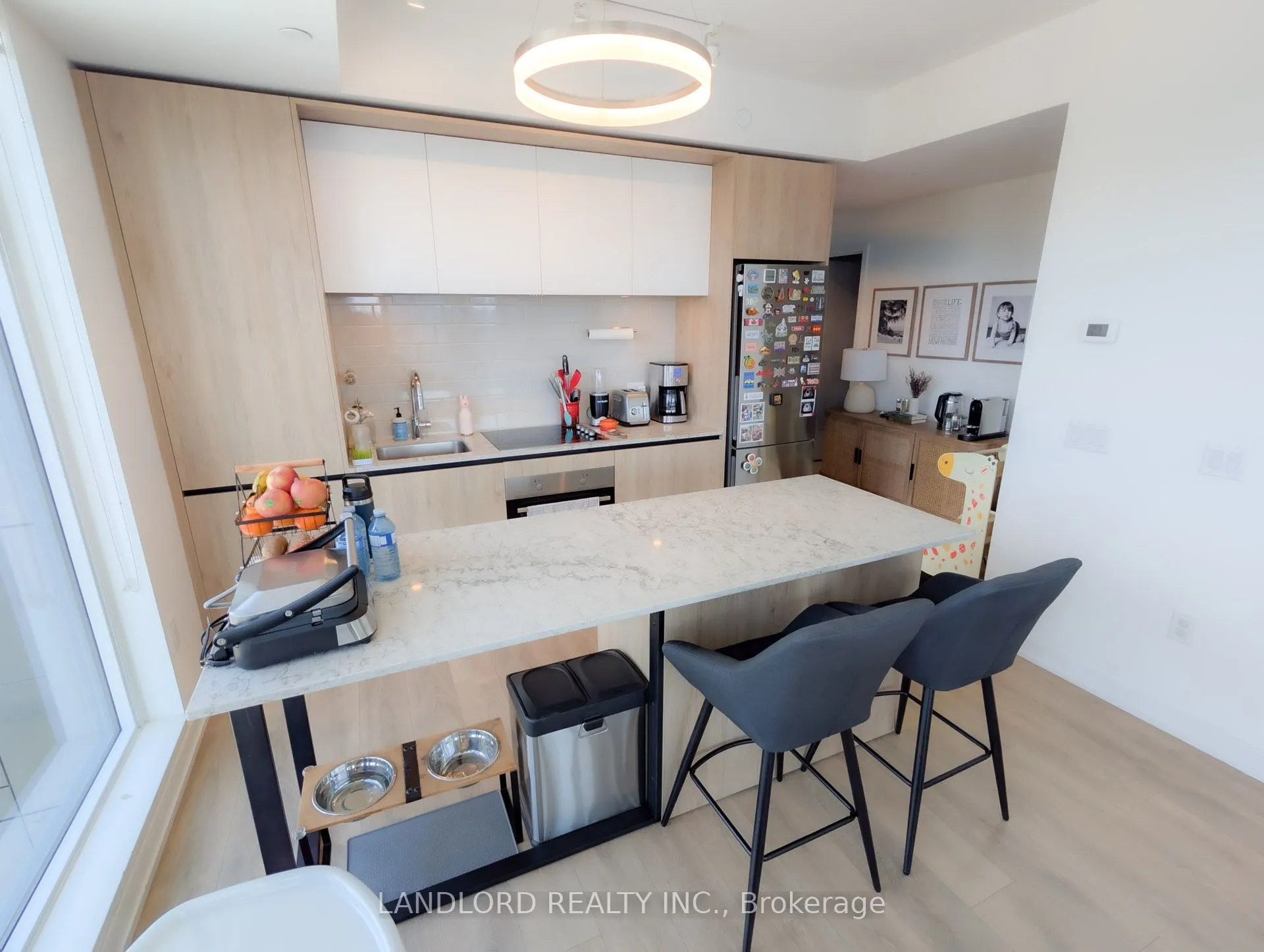225 Sumach Street, #2809