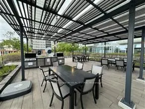 20 Tubman Avenue, #809