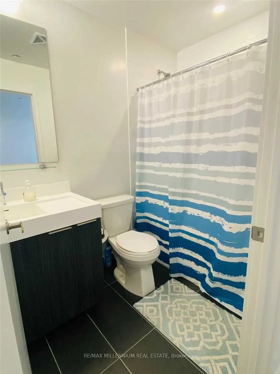 20 Tubman Avenue, #809