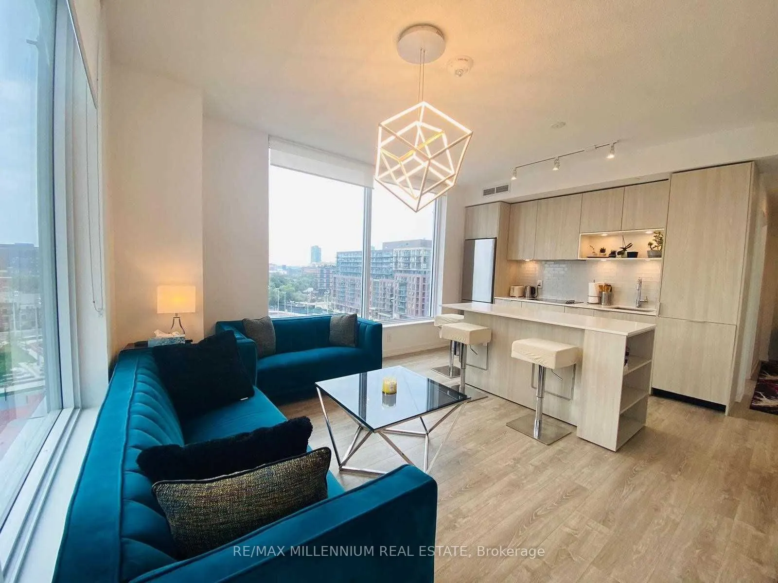 20 Tubman Avenue, #809