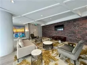 20 Tubman Avenue, #809