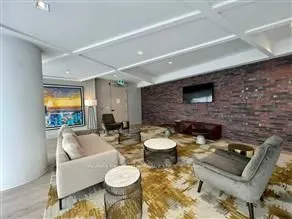 20 Tubman Avenue, #809