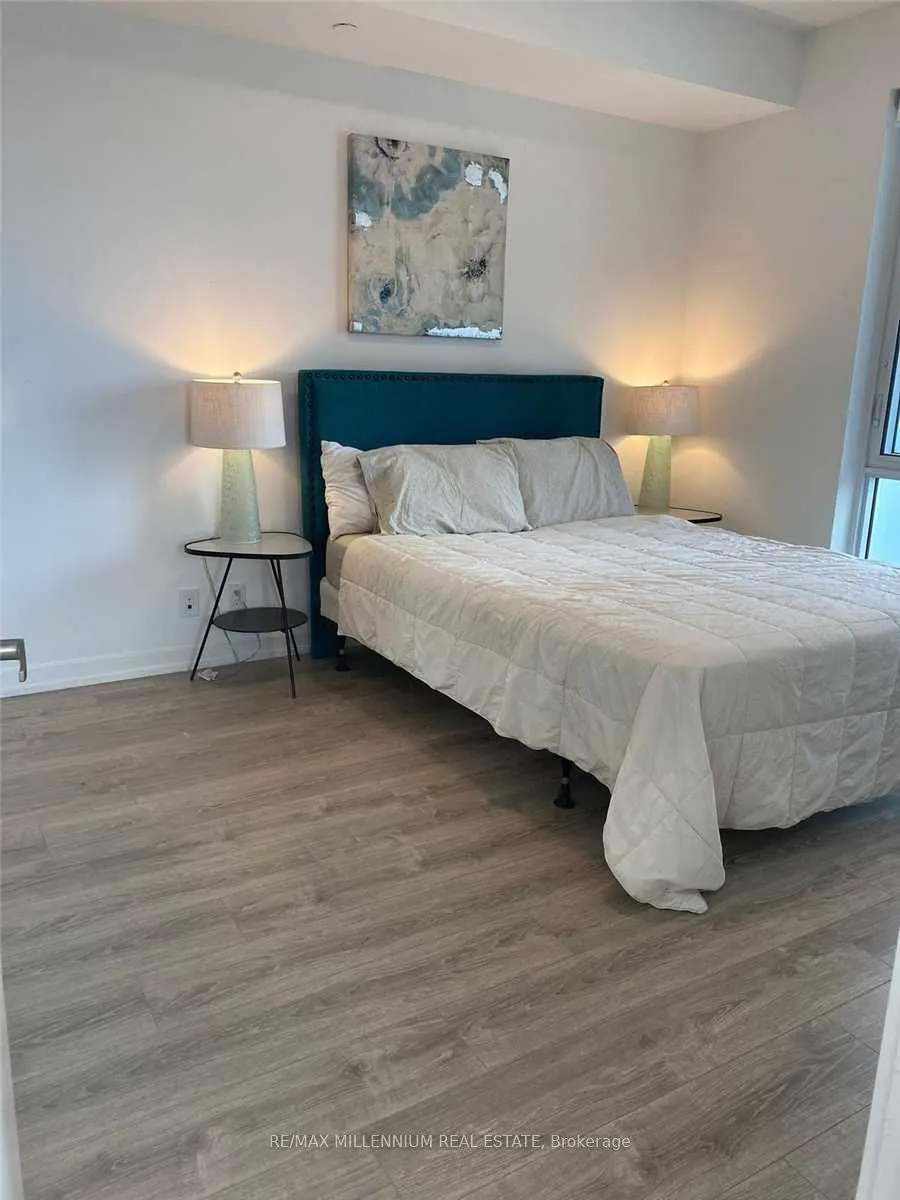 20 Tubman Avenue, #809