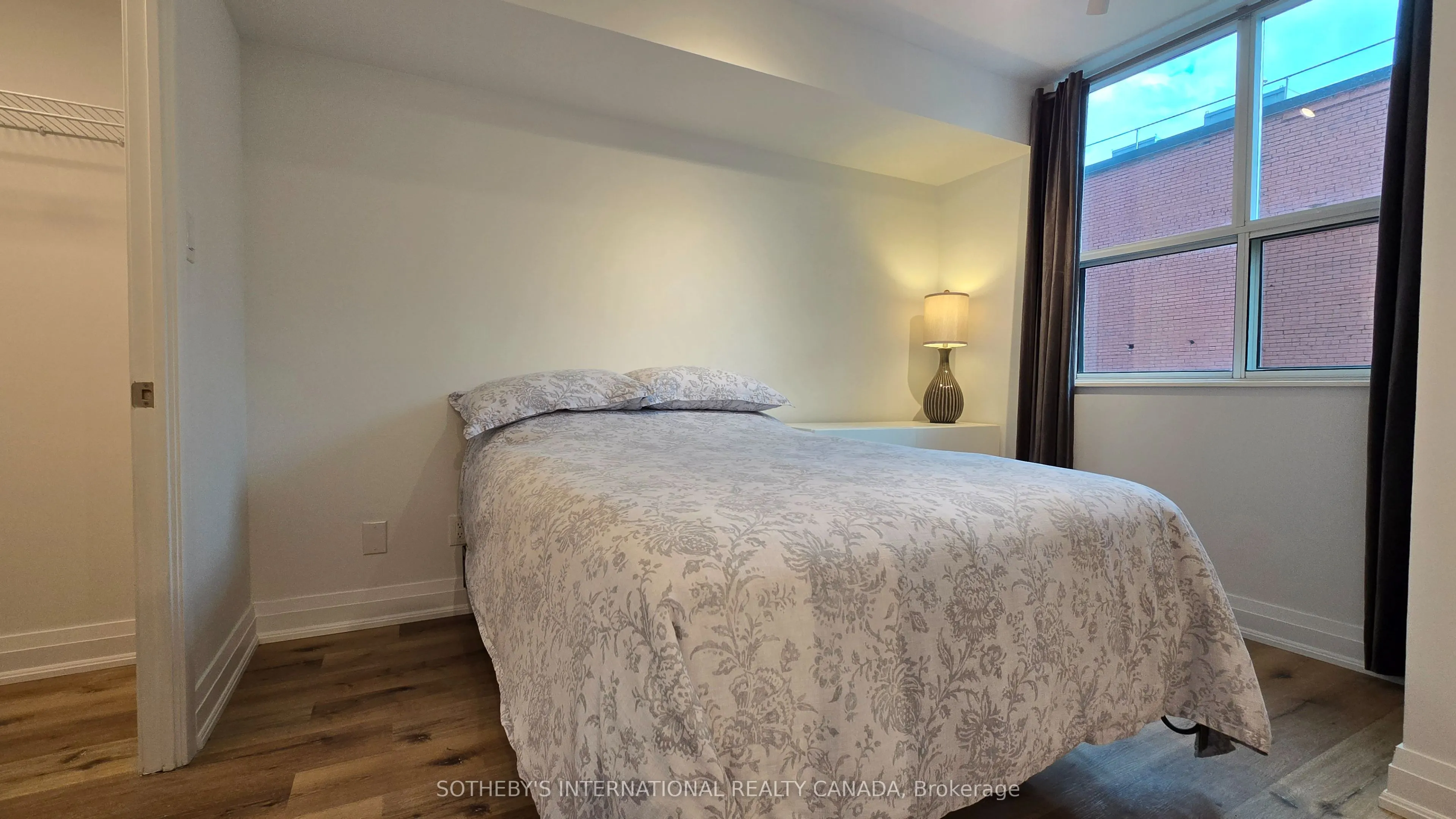 313 Richmond Street E, #560