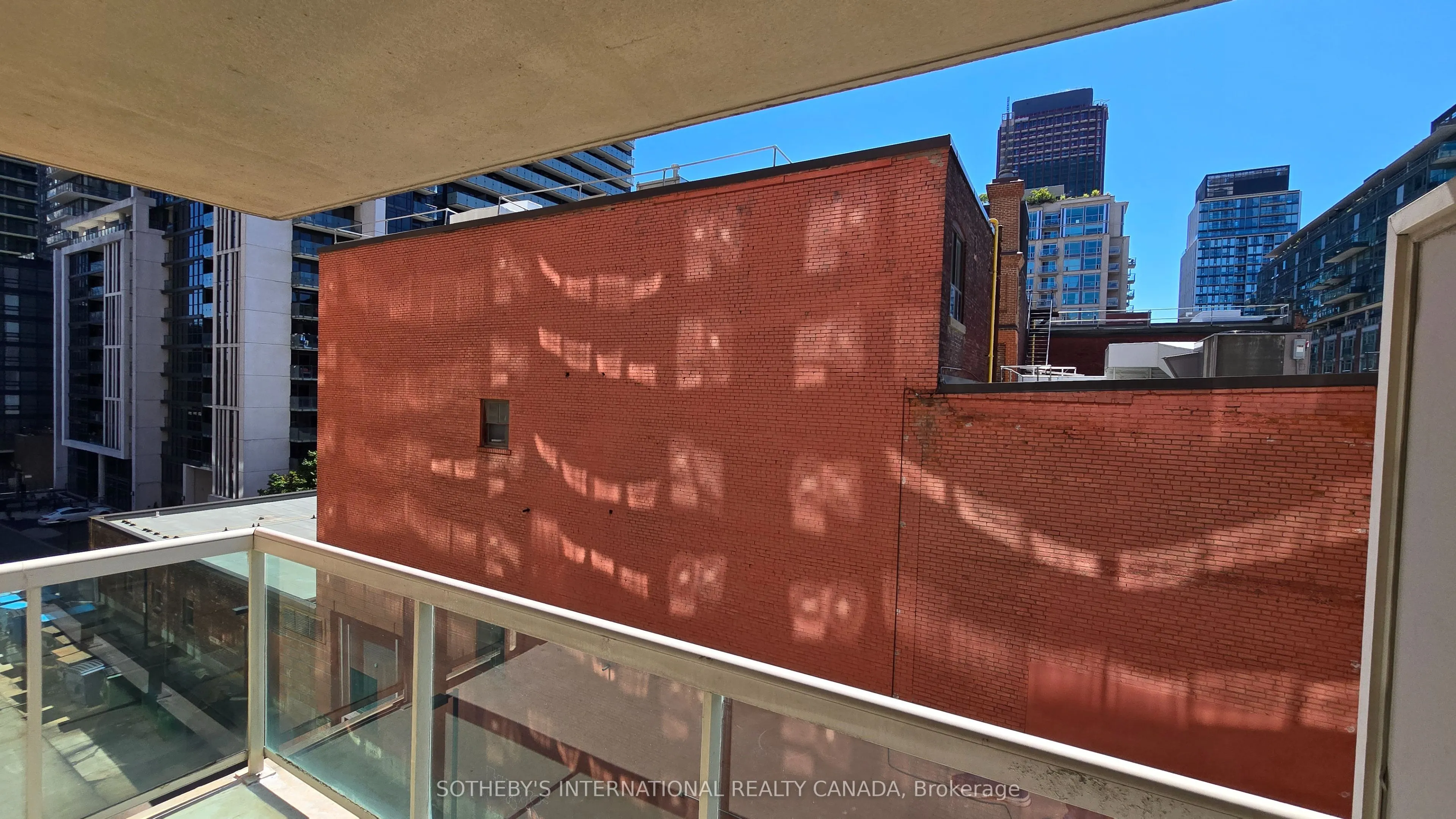 313 Richmond Street E, #560