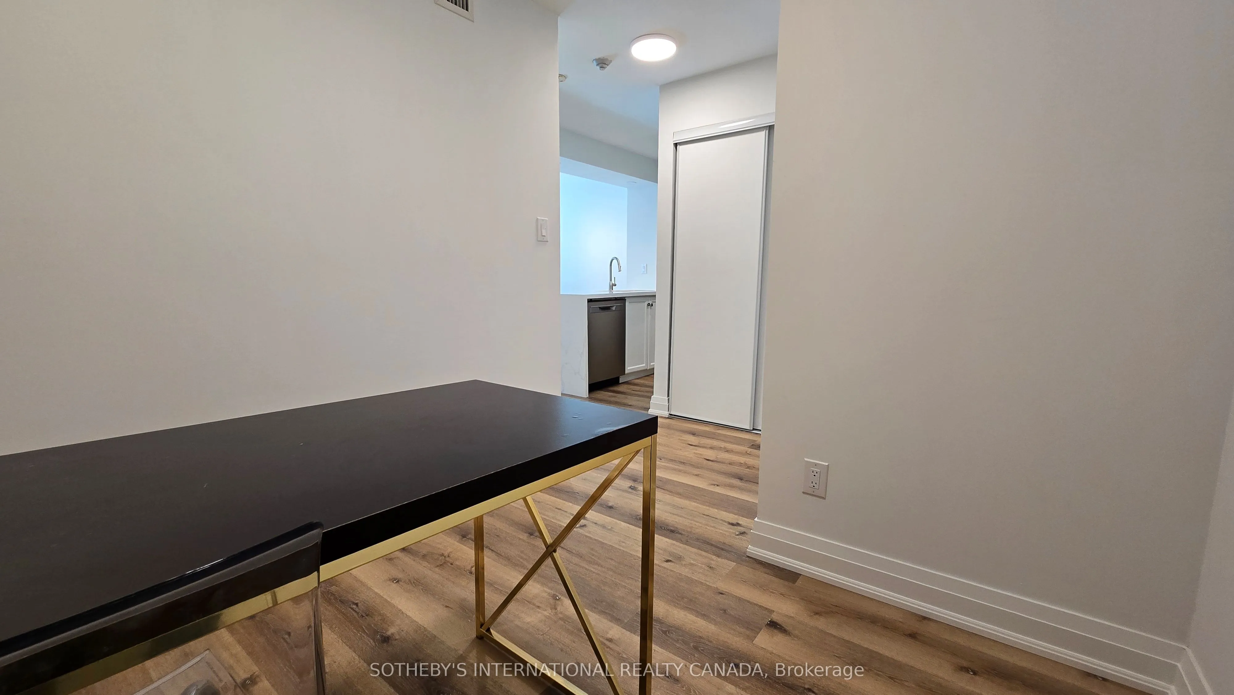 313 Richmond Street E, #560