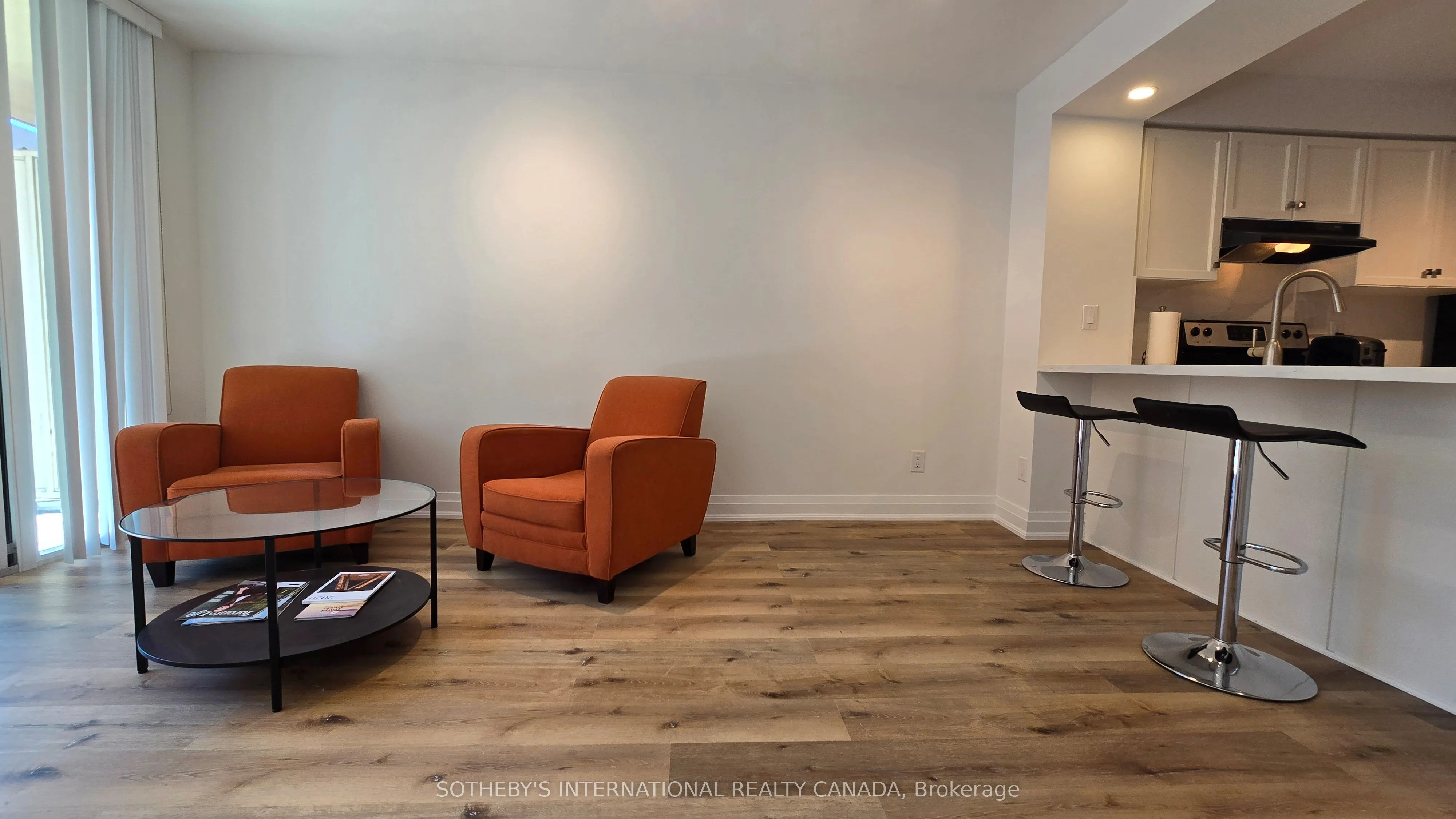 313 Richmond Street E, #560