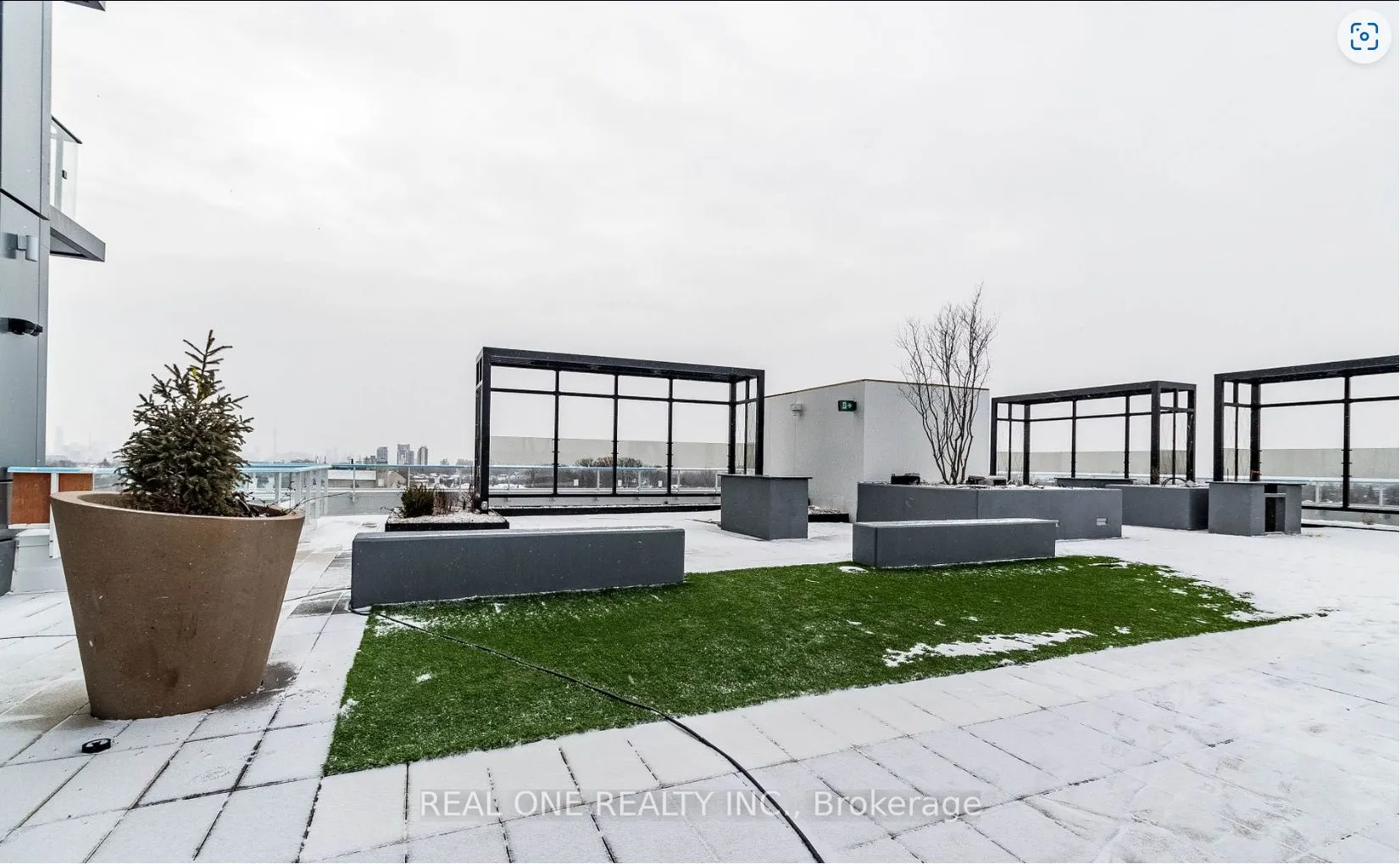 2020 Bathurst Street, #818