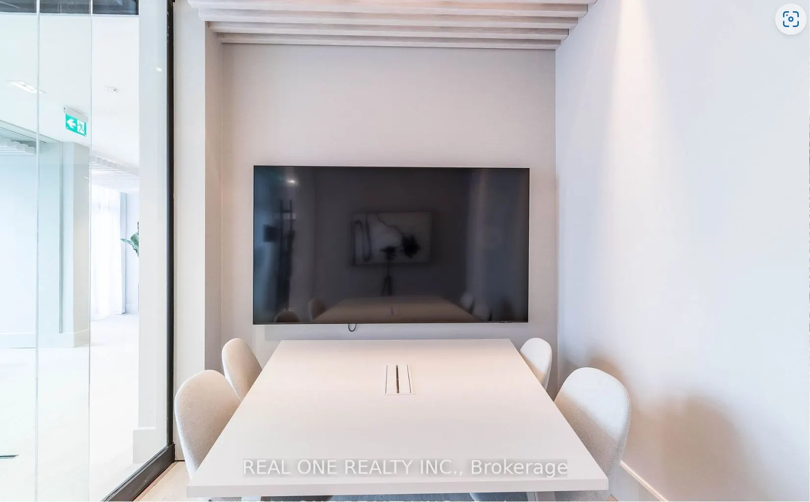 2020 Bathurst Street, #818