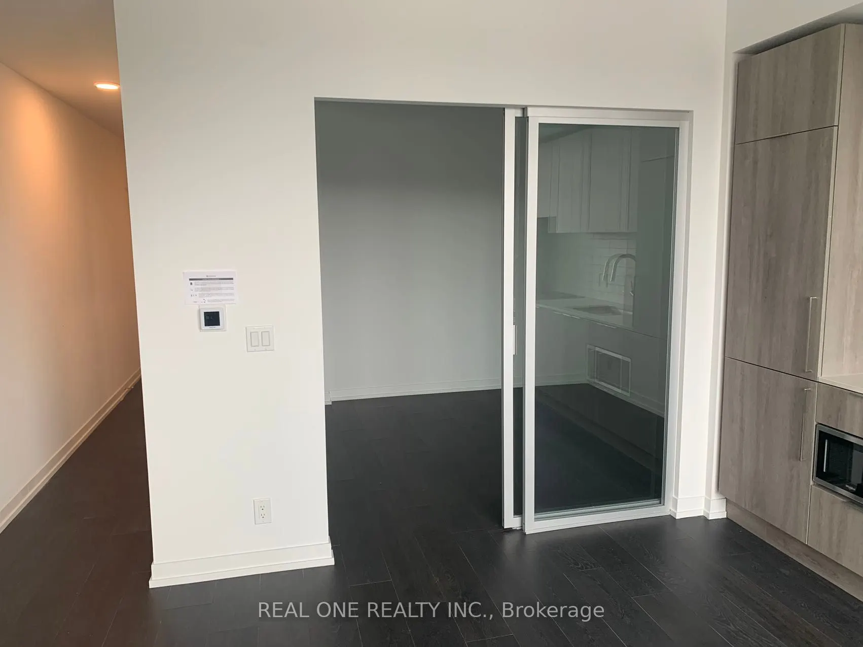 2020 Bathurst Street, #818