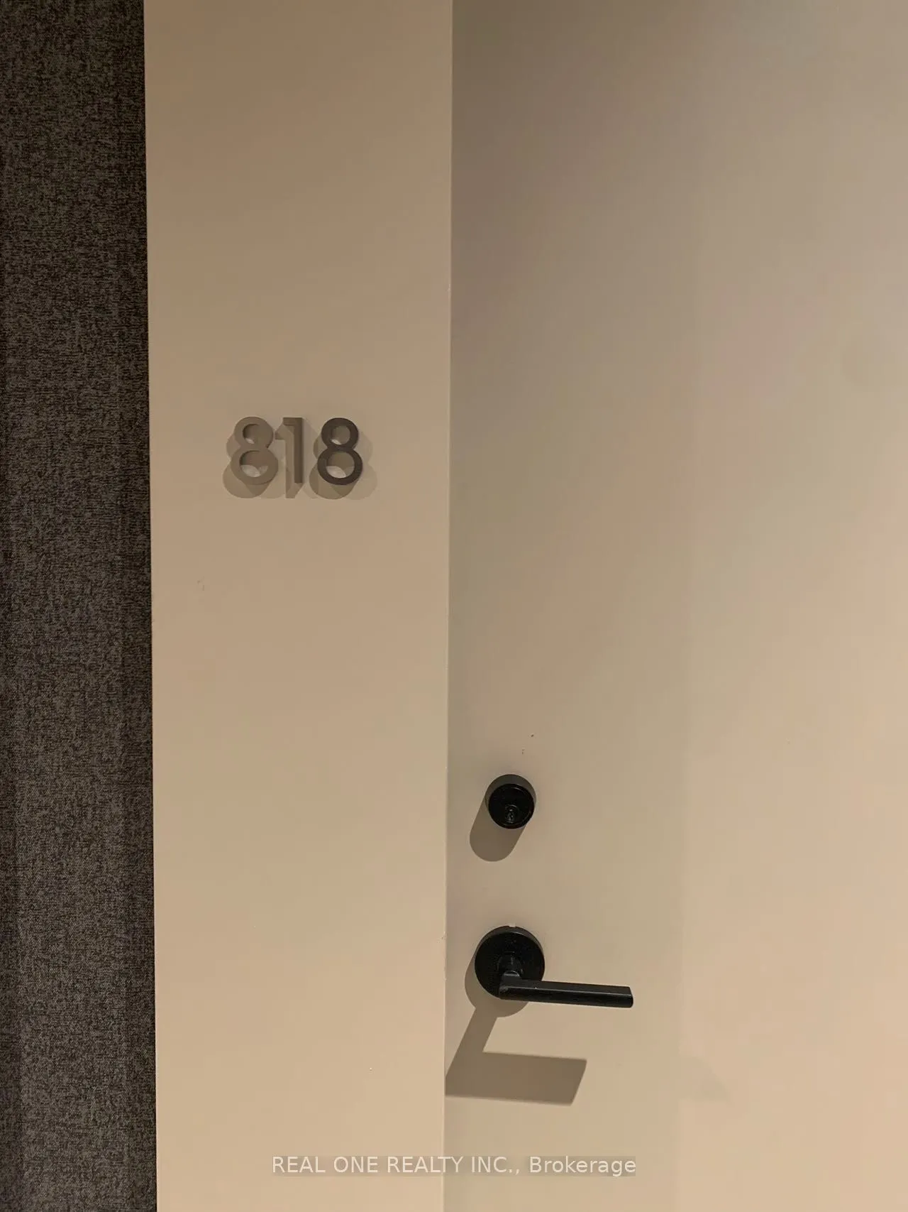 2020 Bathurst Street, #818