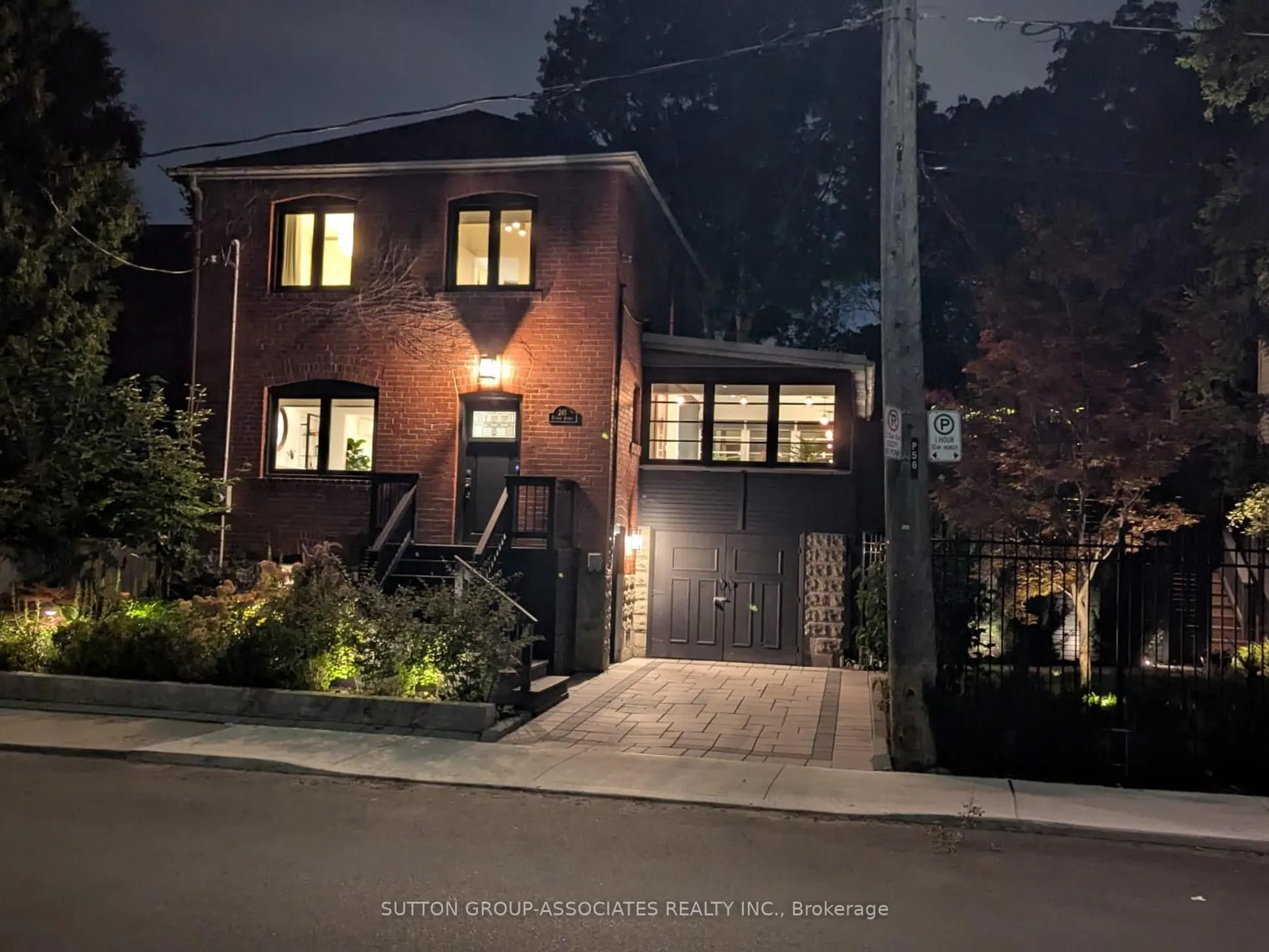 246 Forman Avenue