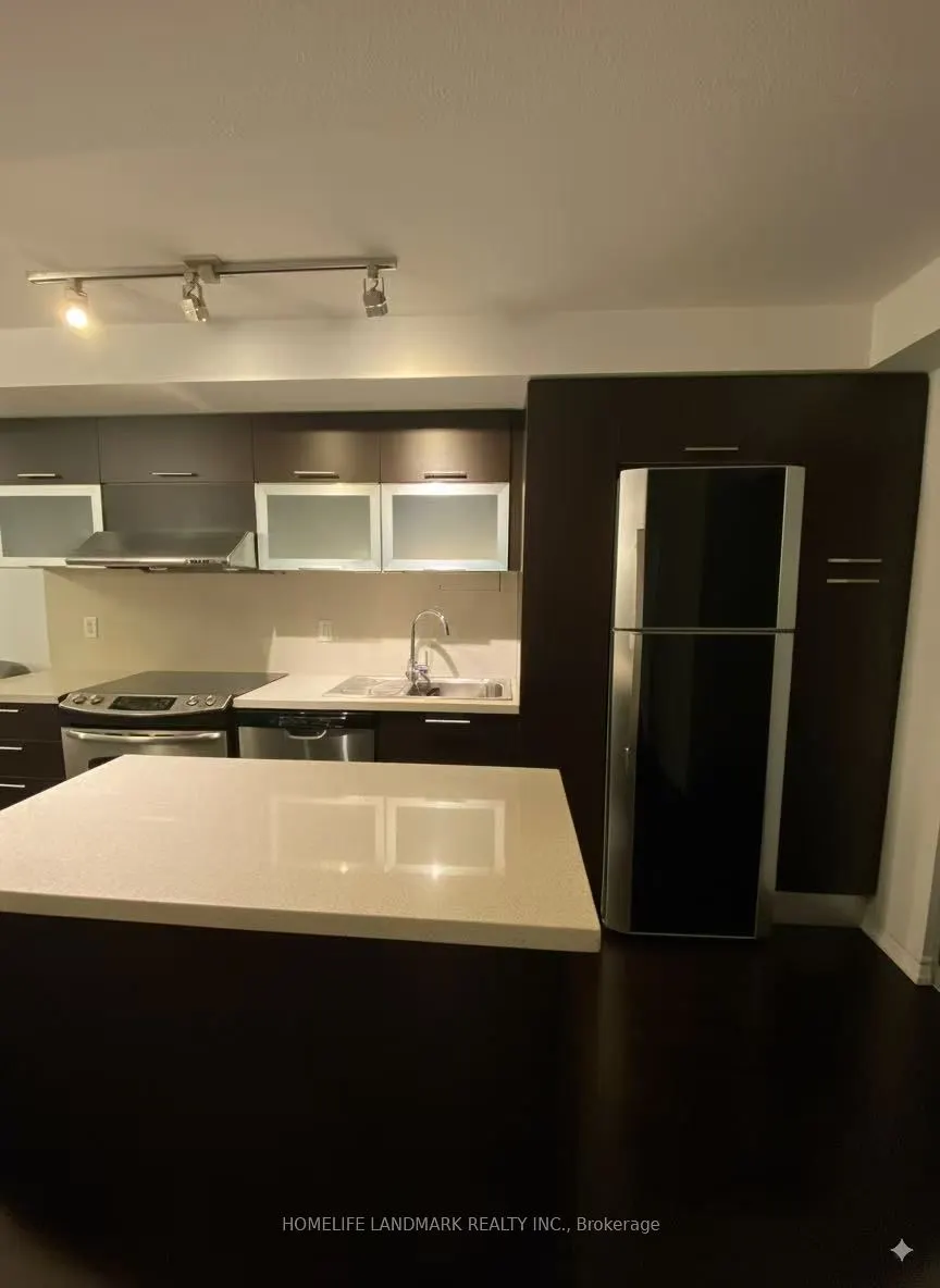 386 Yonge Street, #1708