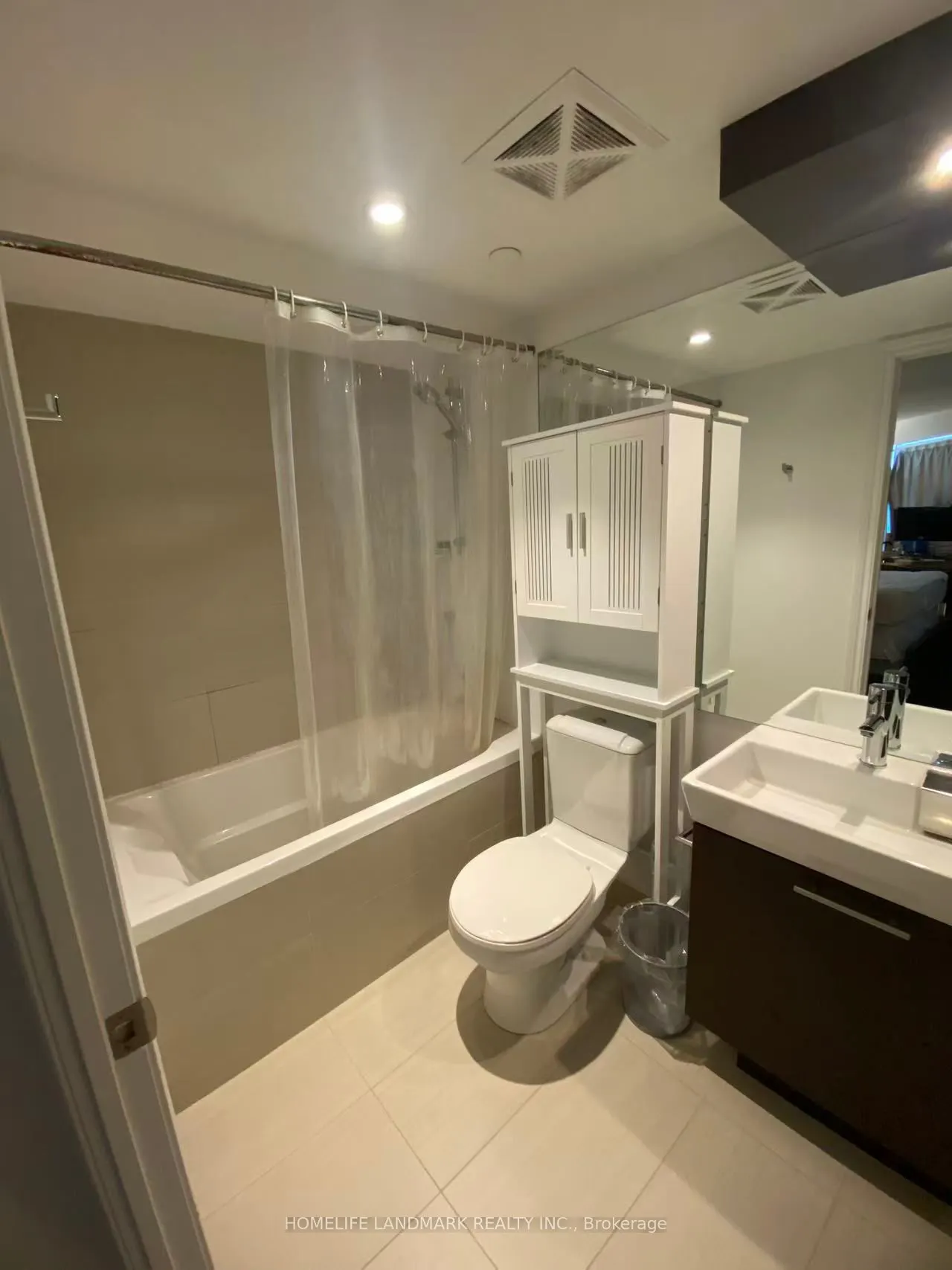 386 Yonge Street, #1708