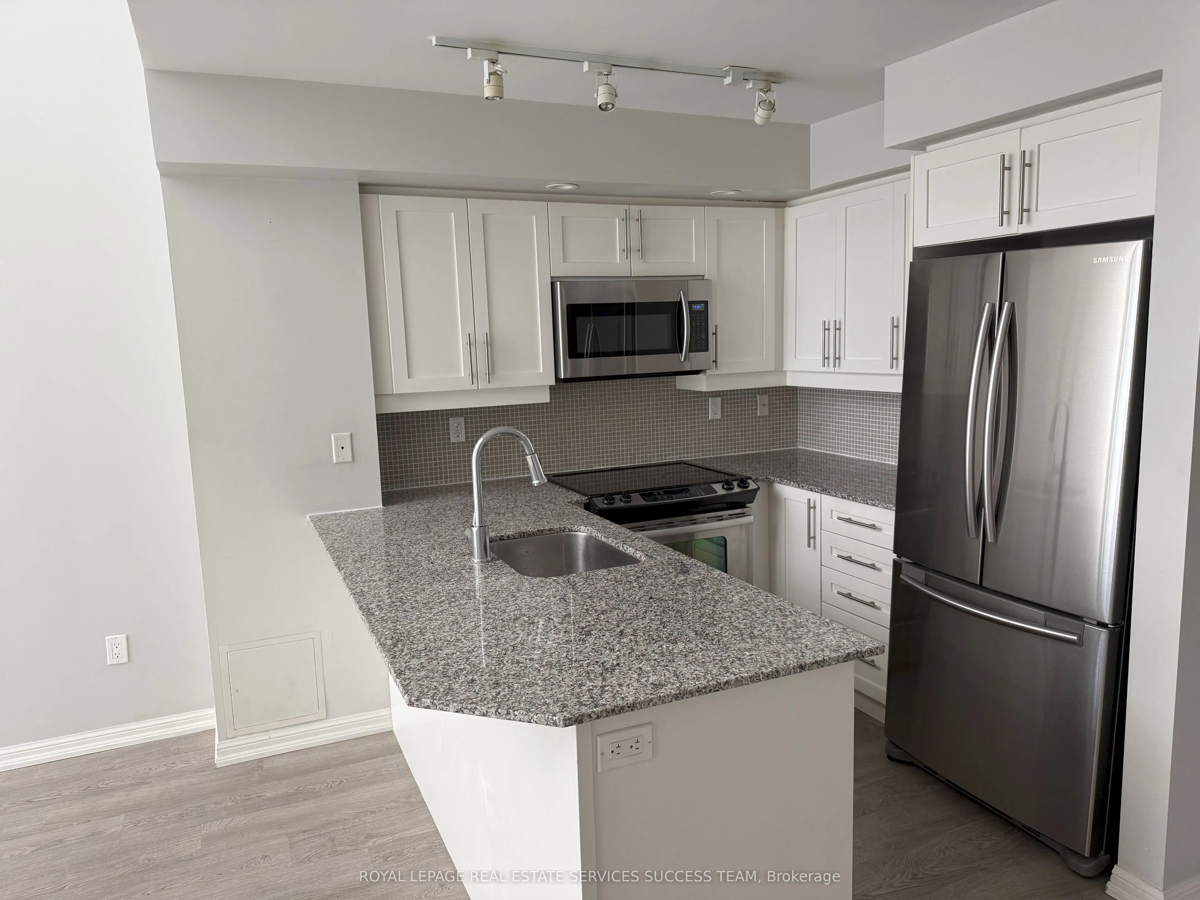 65 East Liberty Street, #718
