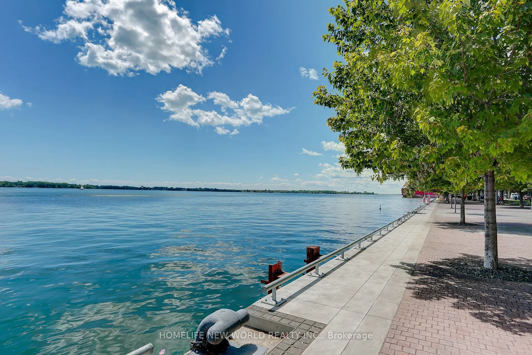 15 Queens Quay E, #1202