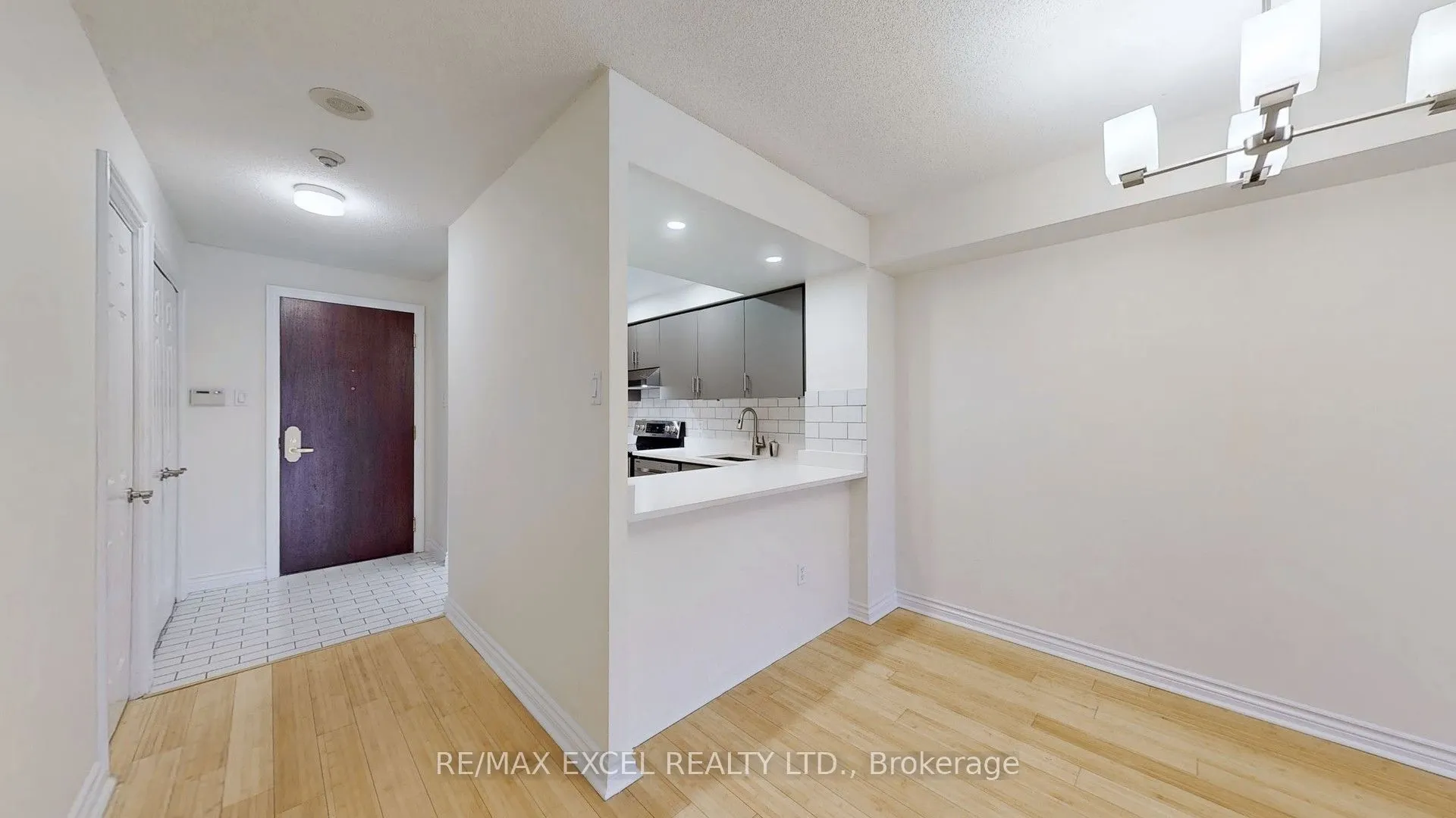1210 Don Mills Road, #111