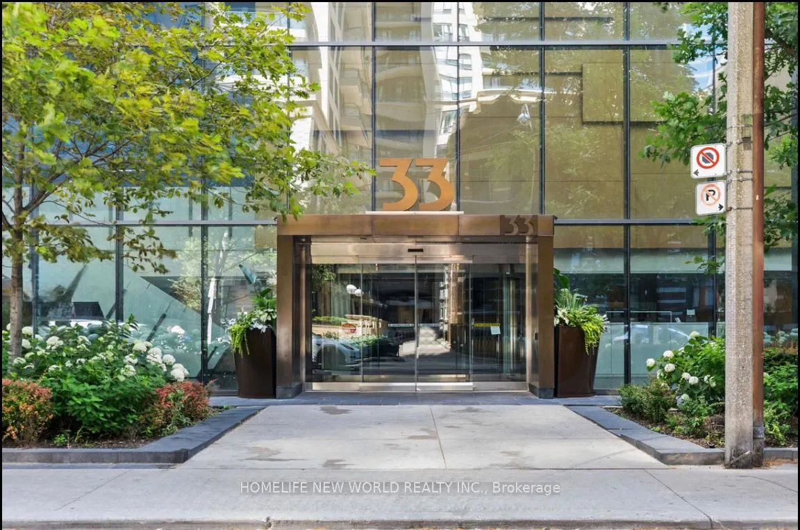 33 Charles Street E, #2410