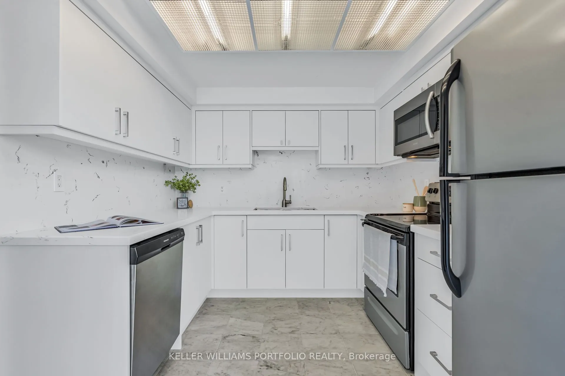 10 Tichester Road N, #805