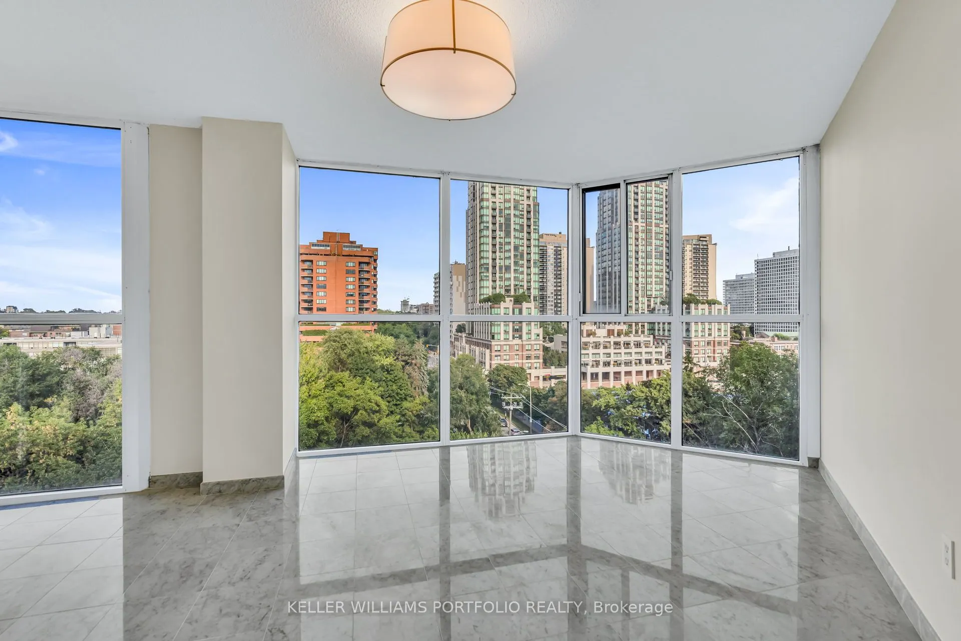 10 Tichester Road N, #805