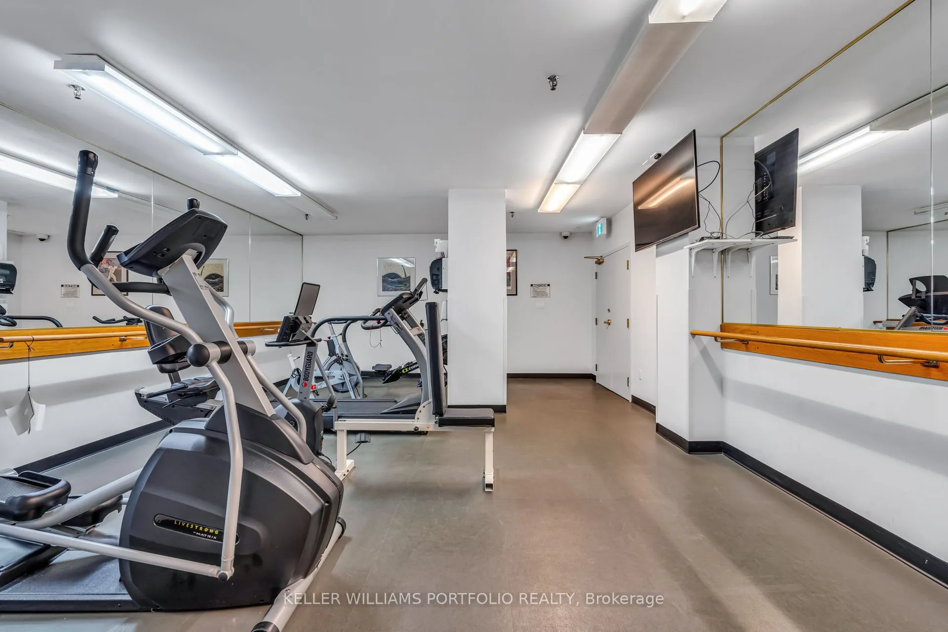 10 Tichester Road N, #805