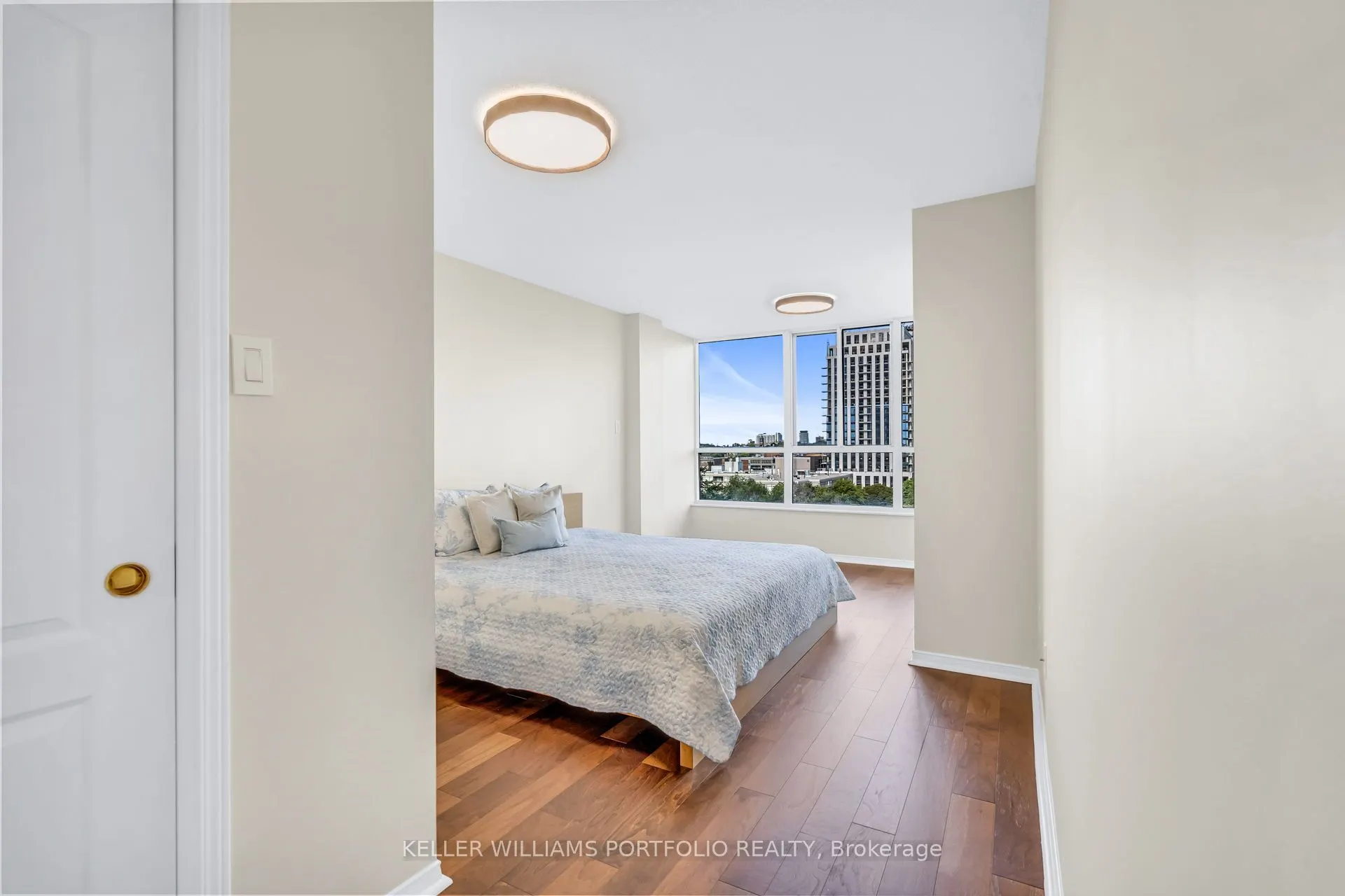 10 Tichester Road N, #805