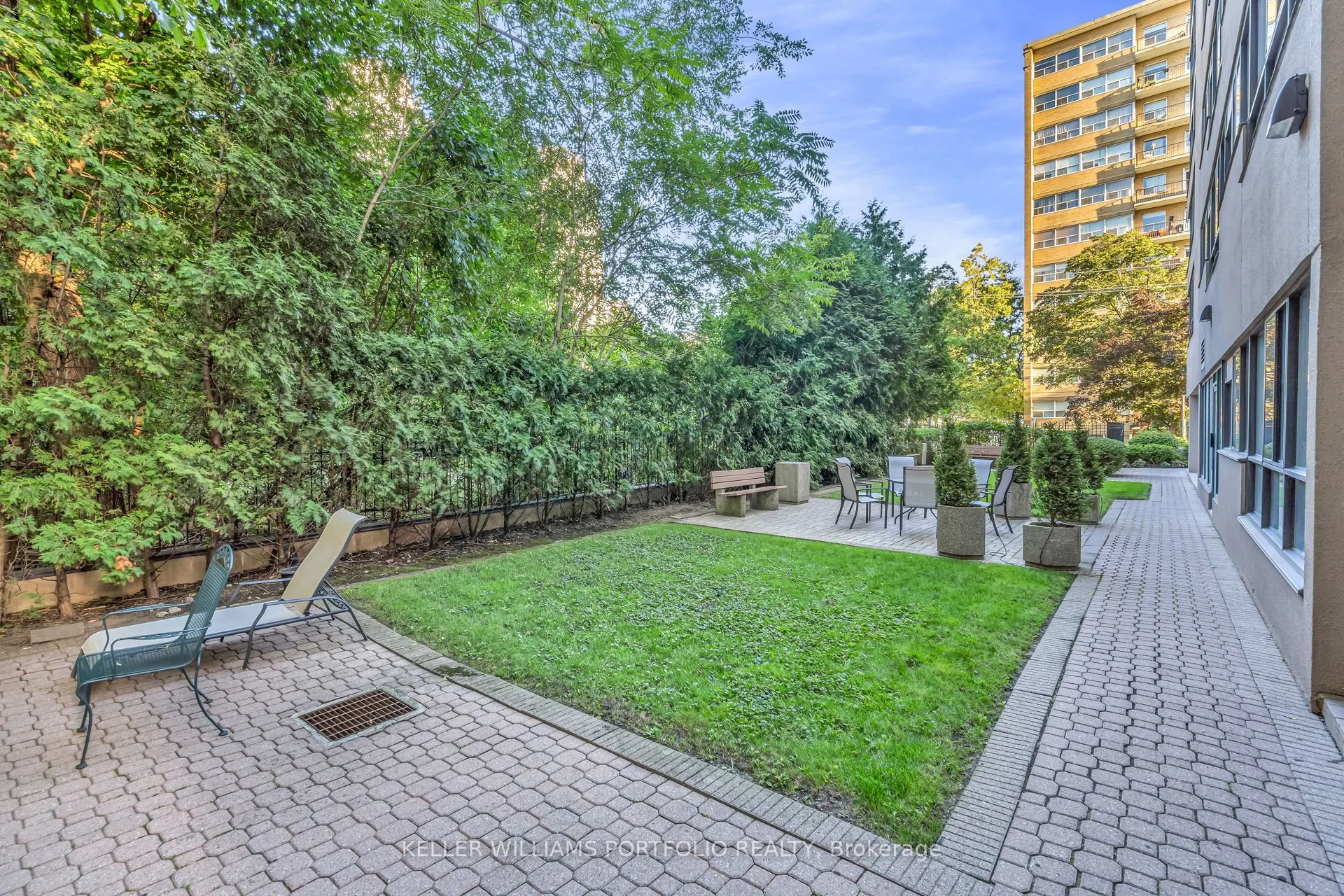 10 Tichester Road N, #805