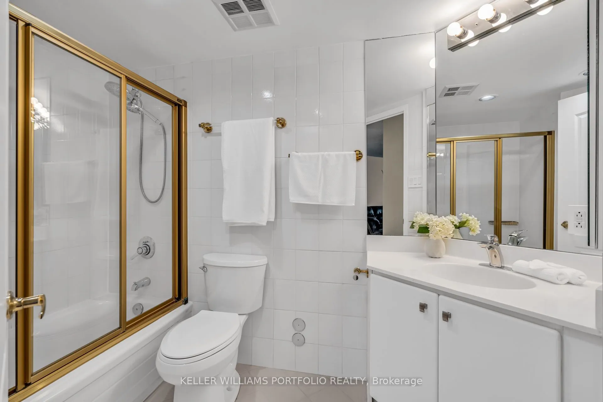 10 Tichester Road N, #805