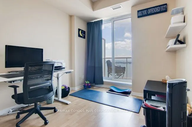 208 Queens Quay W, #3206