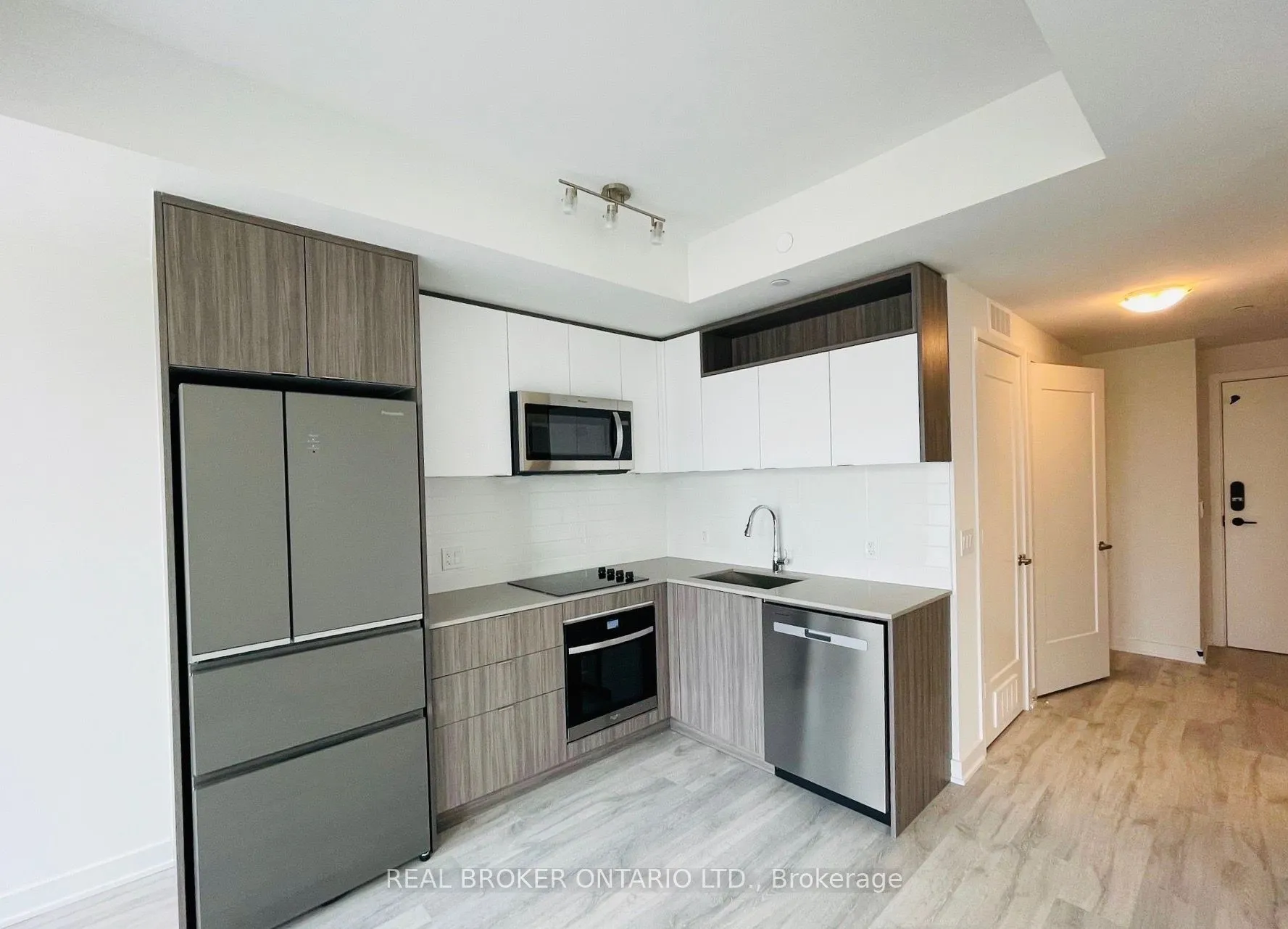 135 Lower Sherbourne Street, #2327