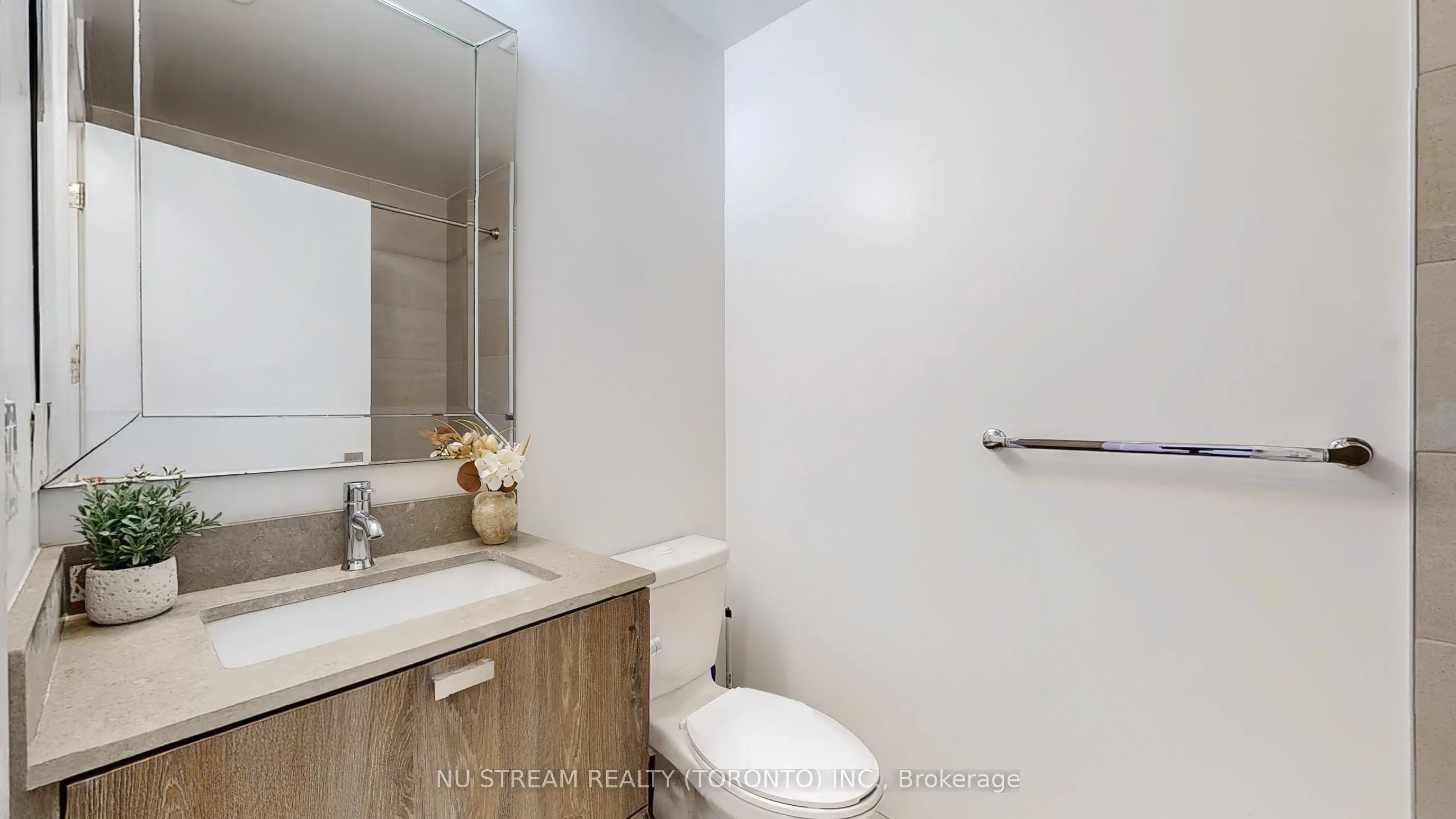 56 Forest Manor Road, #2708