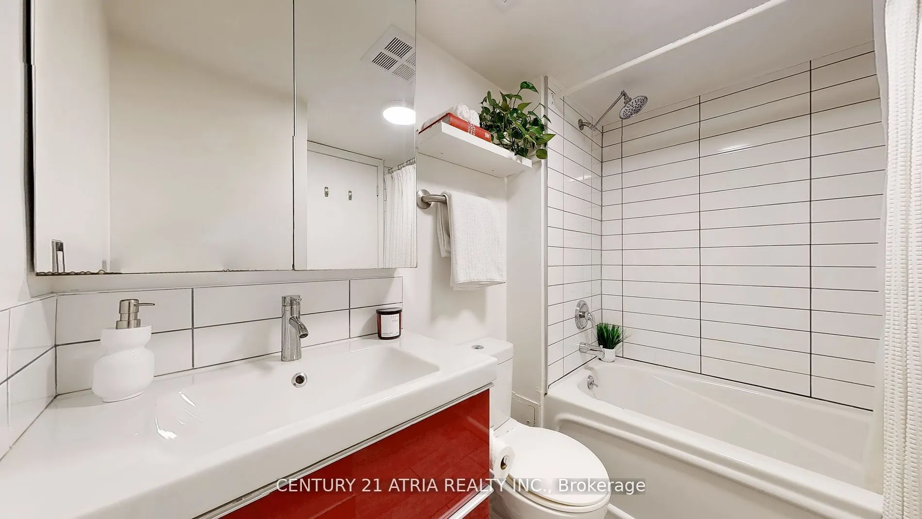 800 King Street W, #215