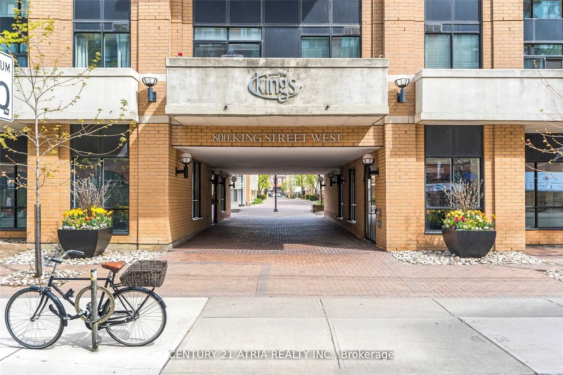 800 King Street W, #215
