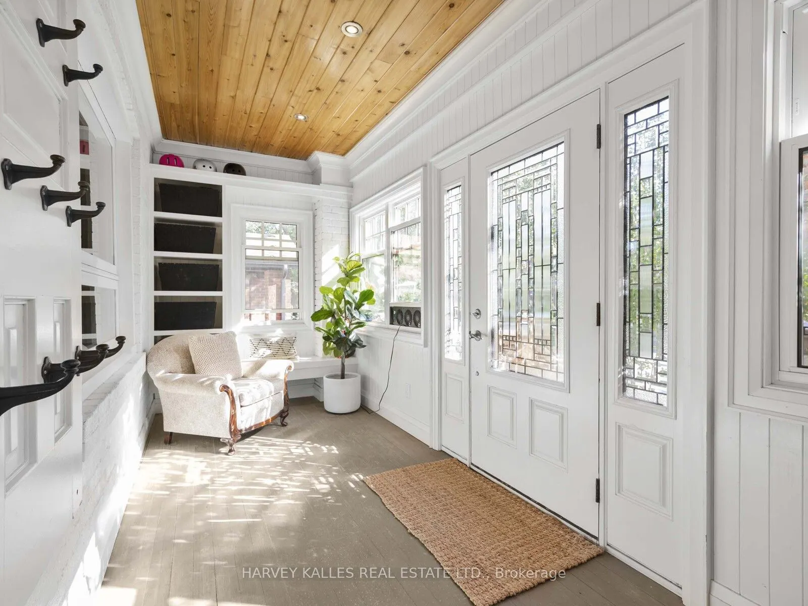 116 Pinewood Avenue
