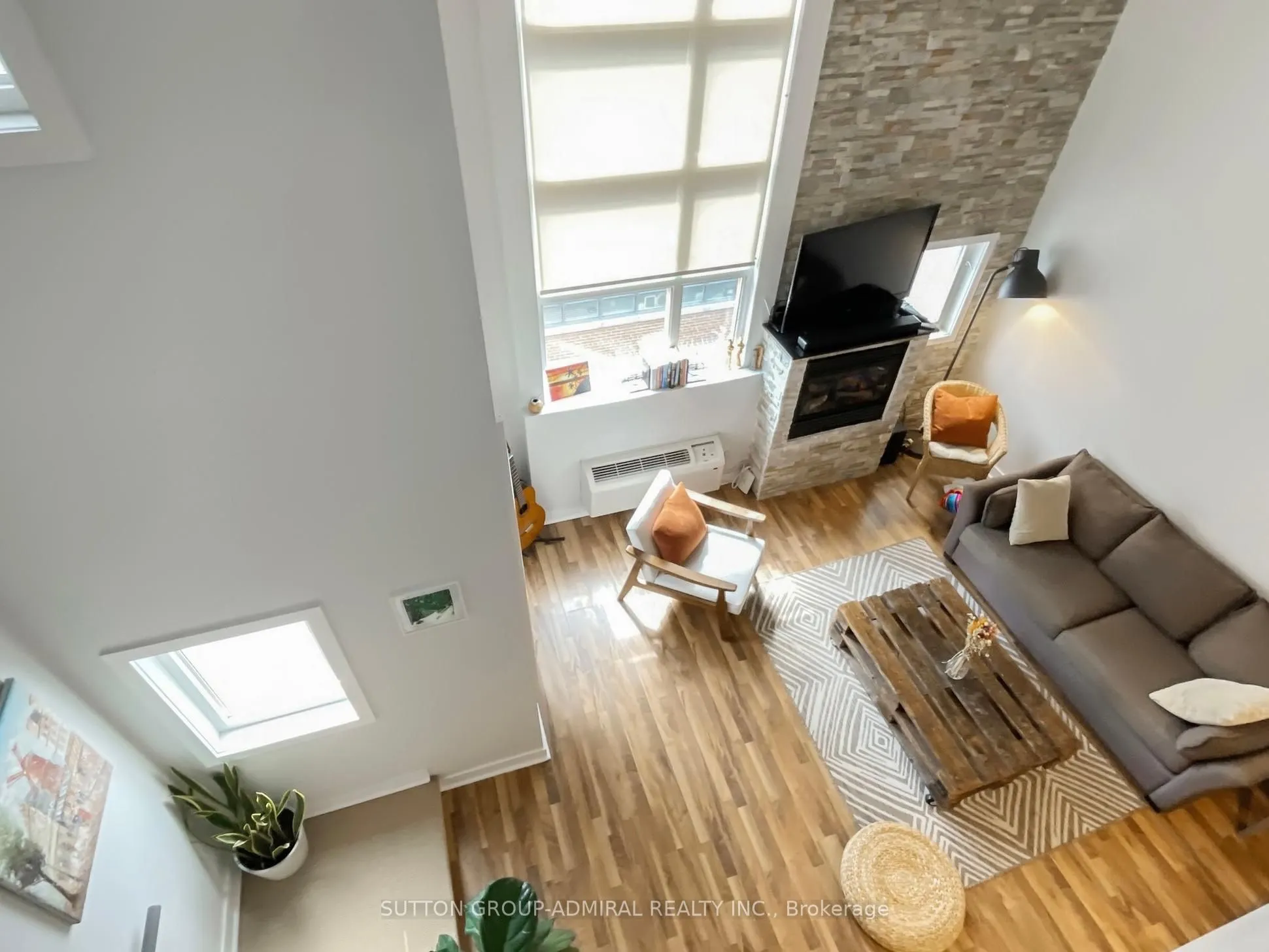 21 Earl Street, #314