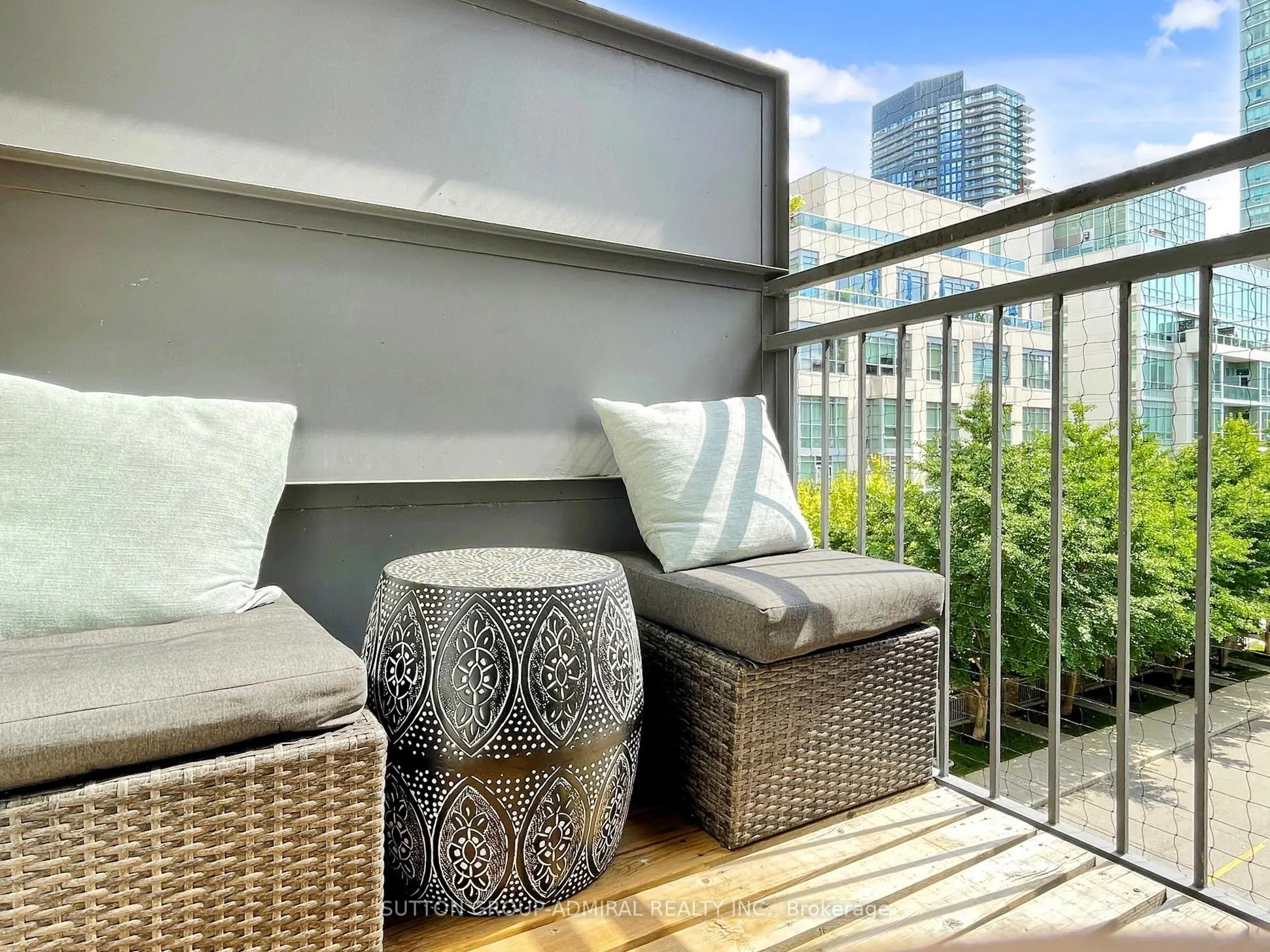 21 Earl Street, #314