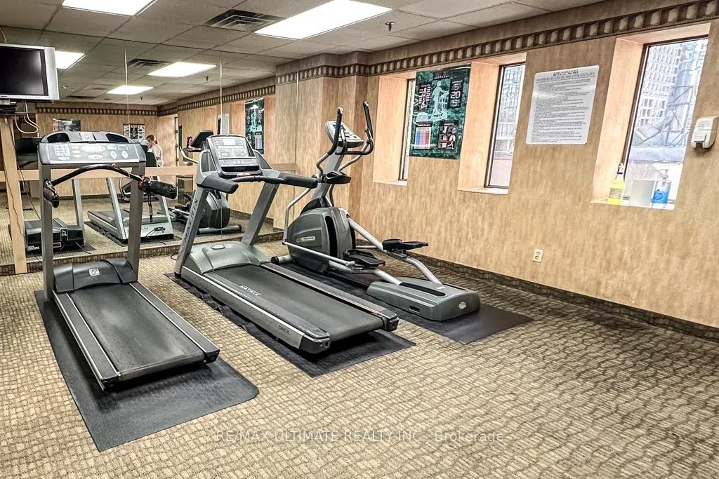 25 Grenville Street, #1010