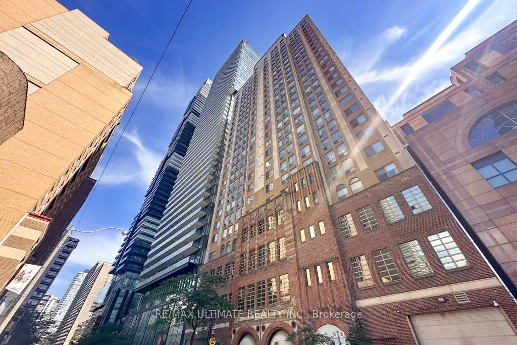 25 Grenville Street, #1010