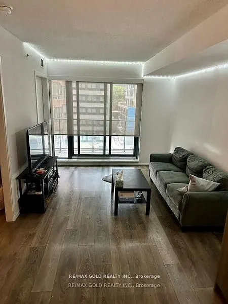159 Dundas Street E, #604