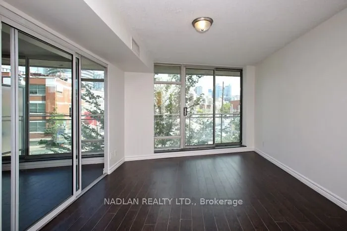 650 Queens Quay W, #305