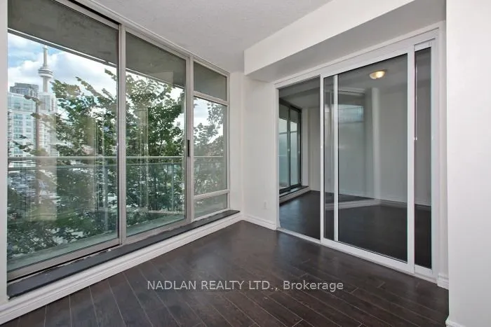 650 Queens Quay W, #305