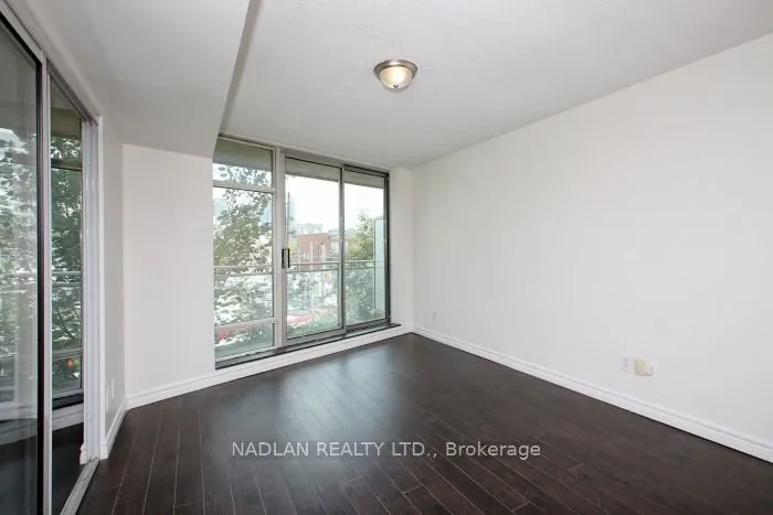 650 Queens Quay W, #305