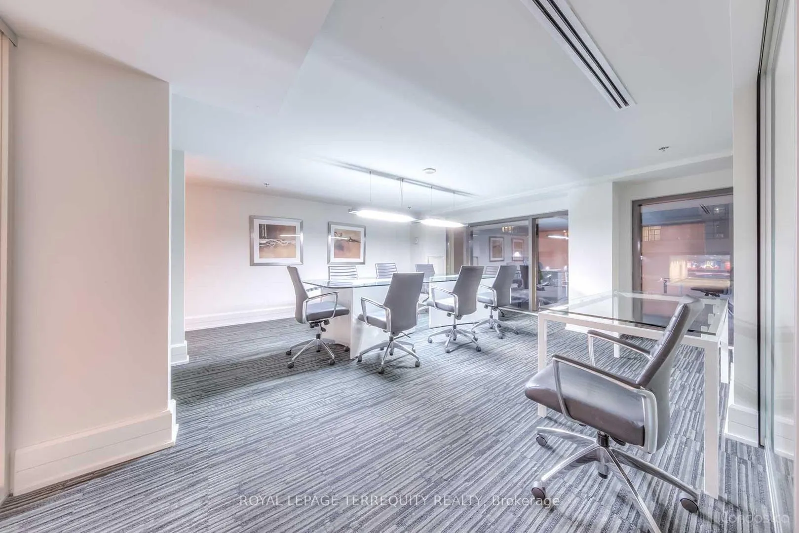 111 Elizabeth Street, #729