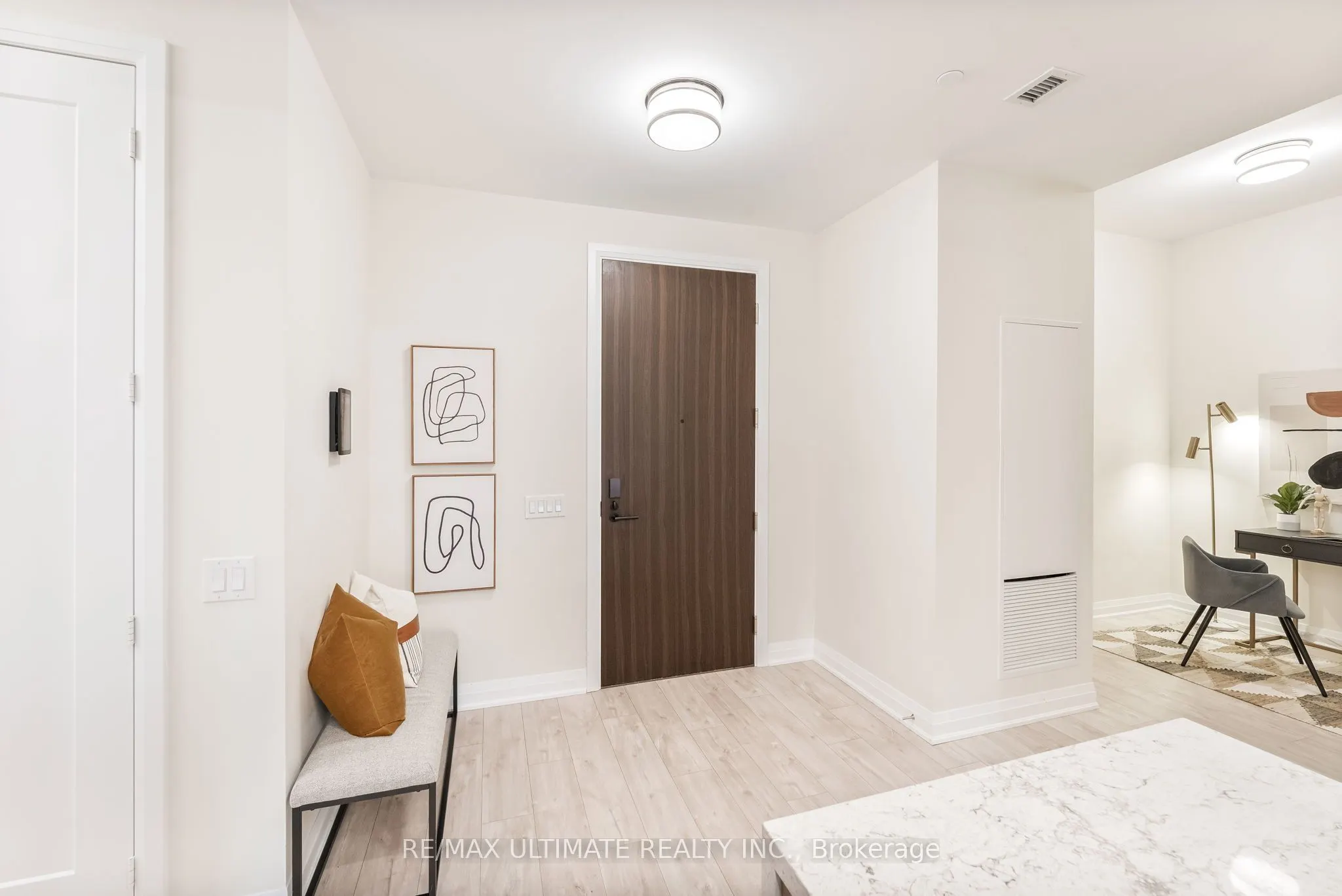 280 Howland Avenue, #617