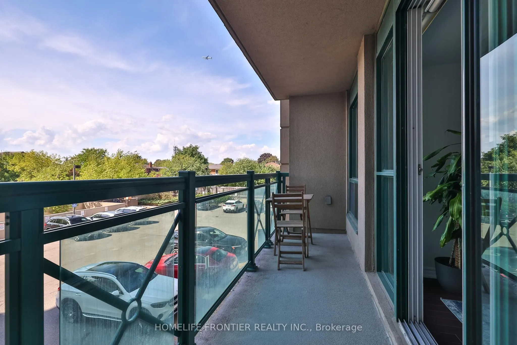920 Sheppard Avenue W, #201