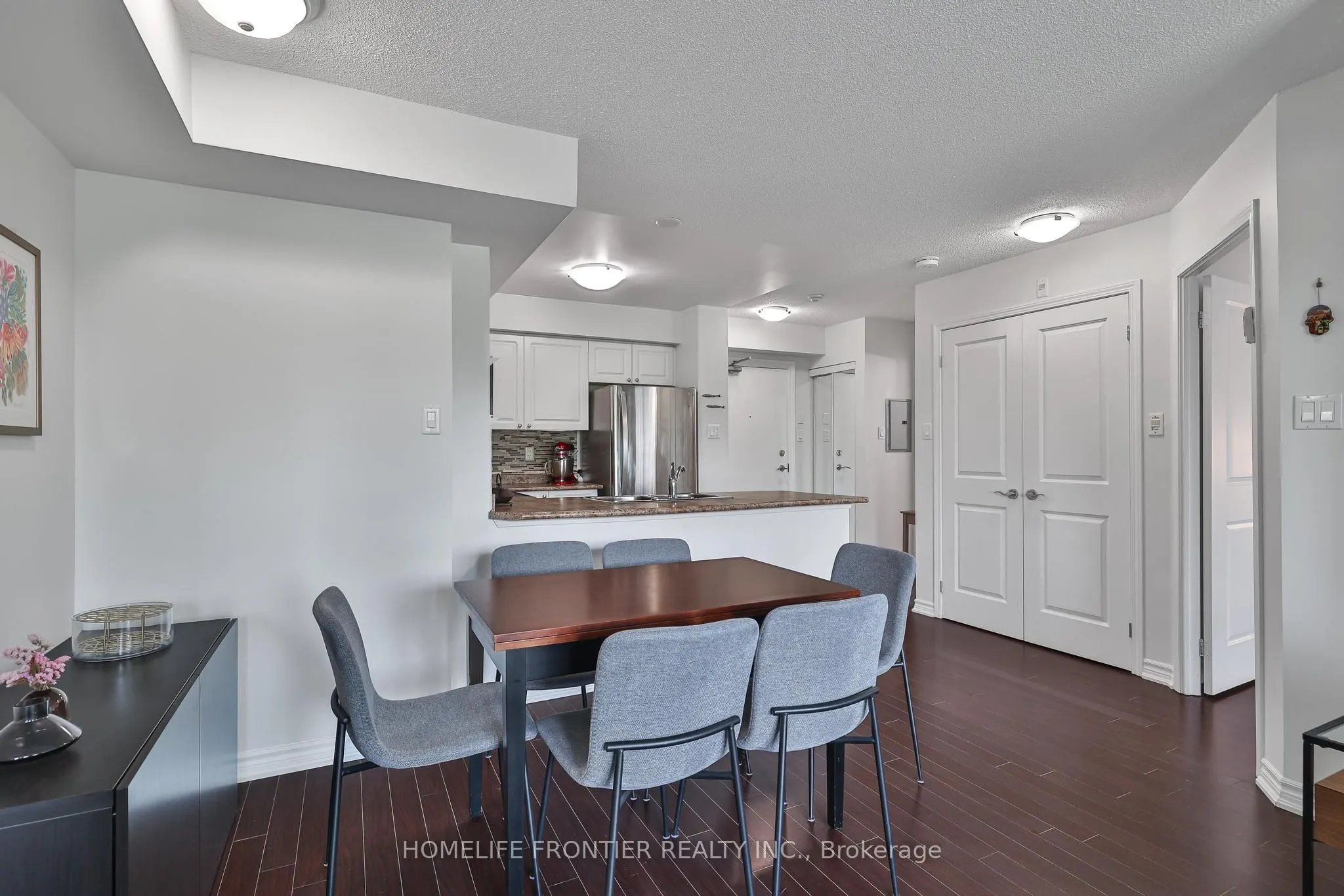 920 Sheppard Avenue W, #201